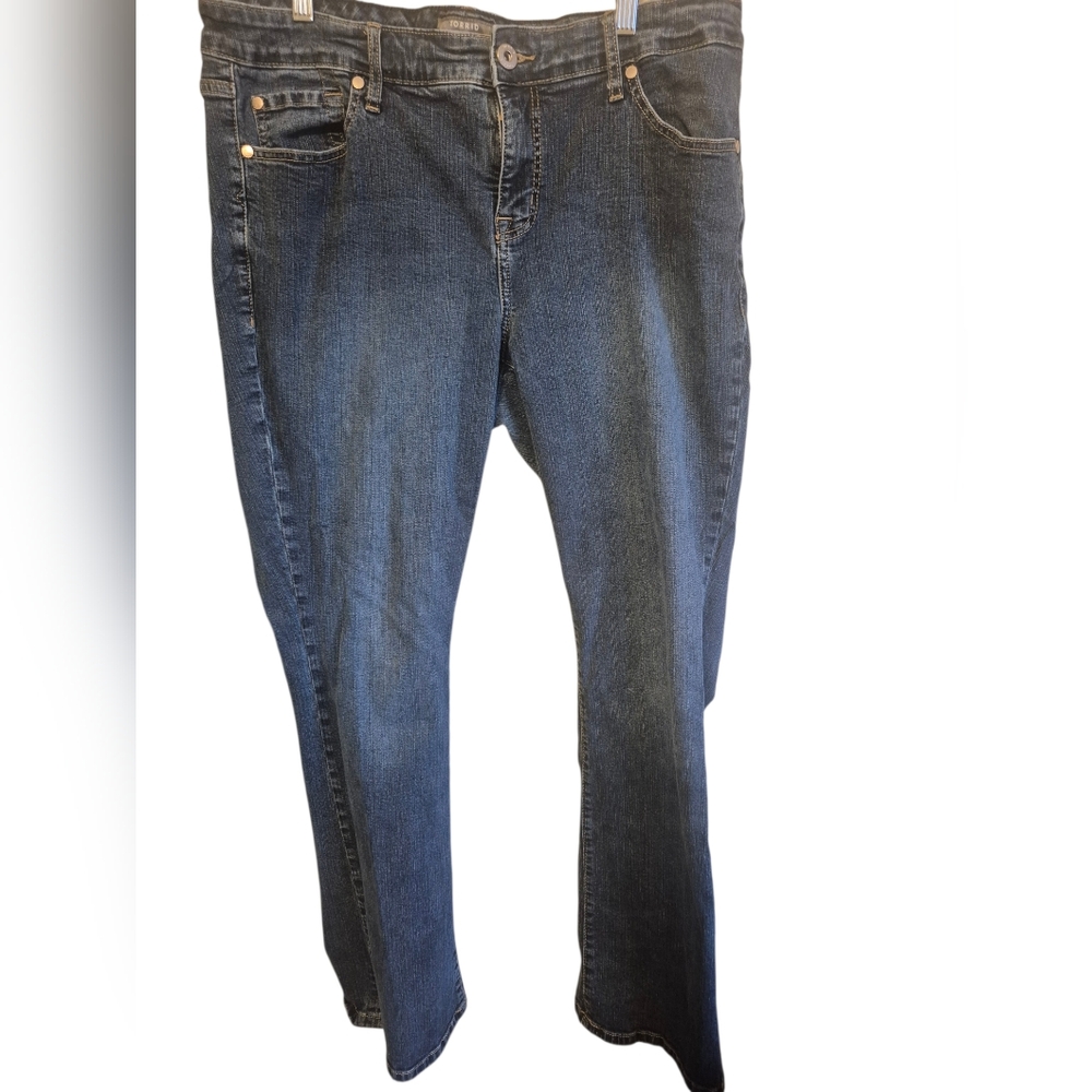 Torrid Dark Blue Straight Leg Boot Cut Mid Rise Women's Jeans 16R Feel The Fit